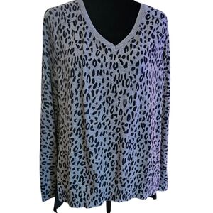 LOFT Gray V-neck Long Sleeve Relaxed Sweater Front Top Size Med